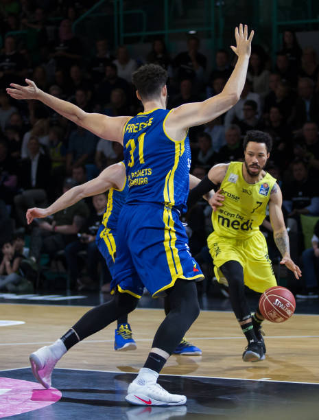 些逆境中的 些逆境中的