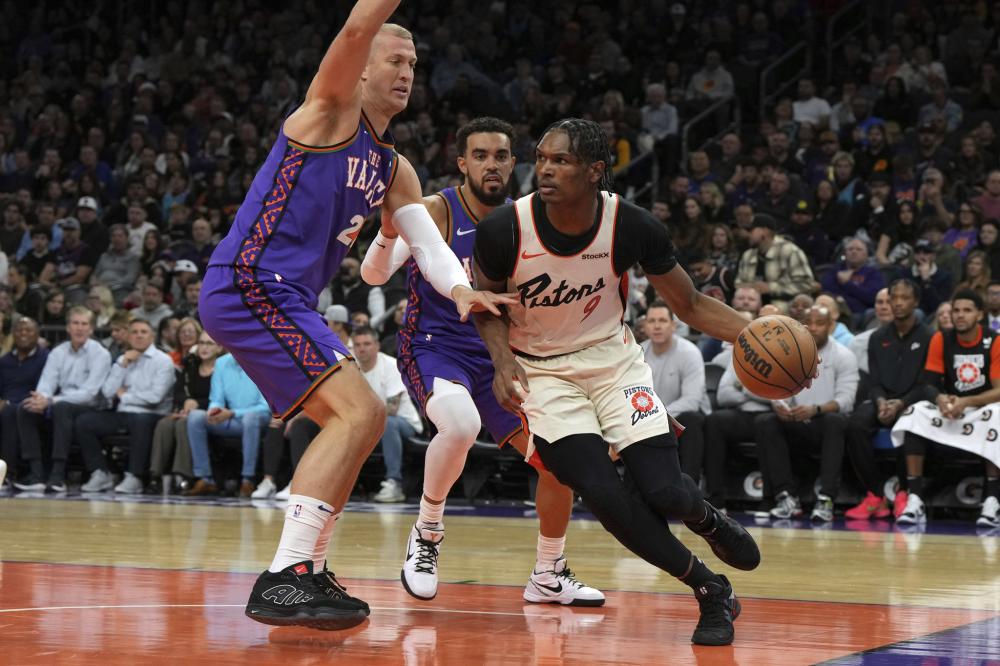 阿莫林：联赛杯输球与阵型无关，上半场我都不知道球队啥阵型