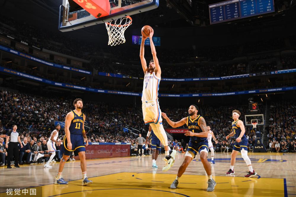 瓦塞尔25+6巴恩斯22分 马刺大胜猛龙收获3连胜.