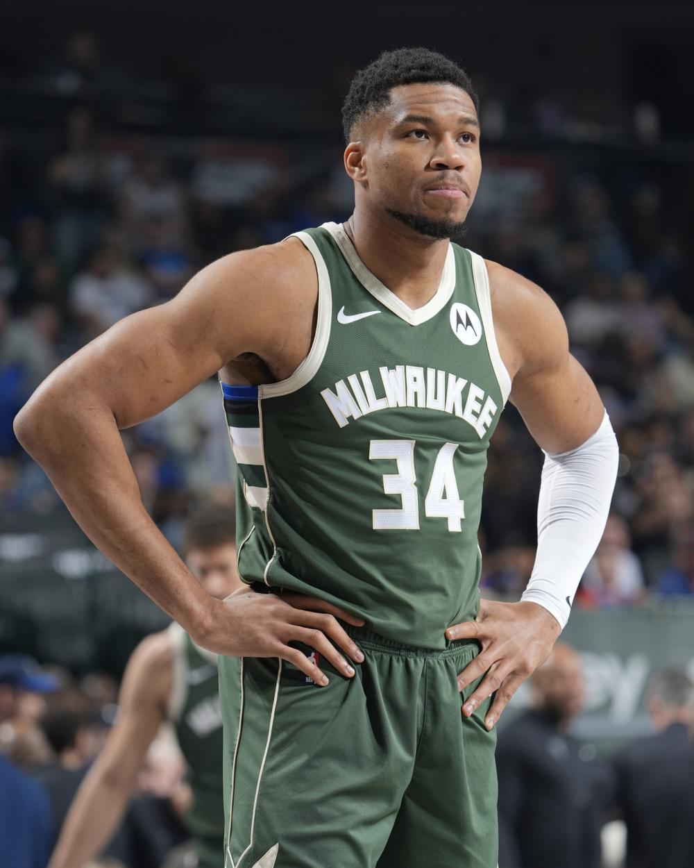 他用一次次 他用一次次