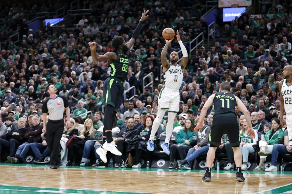 体育中国球员沈梦雨随队获得苏超女足联赛杯冠军